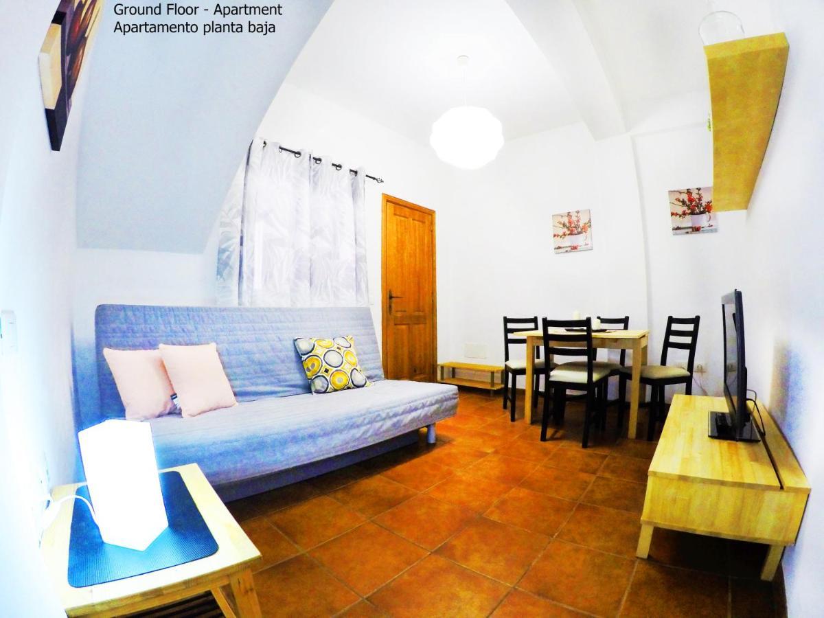 Apartamentos Ester ซานตาครูซ เด เตเนริเฟ ภายนอก รูปภาพ