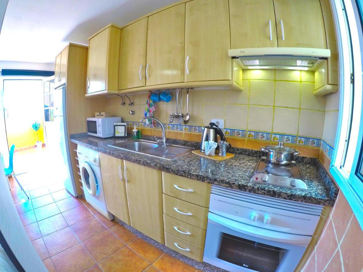 Apartamentos Ester ซานตาครูซ เด เตเนริเฟ ภายนอก รูปภาพ